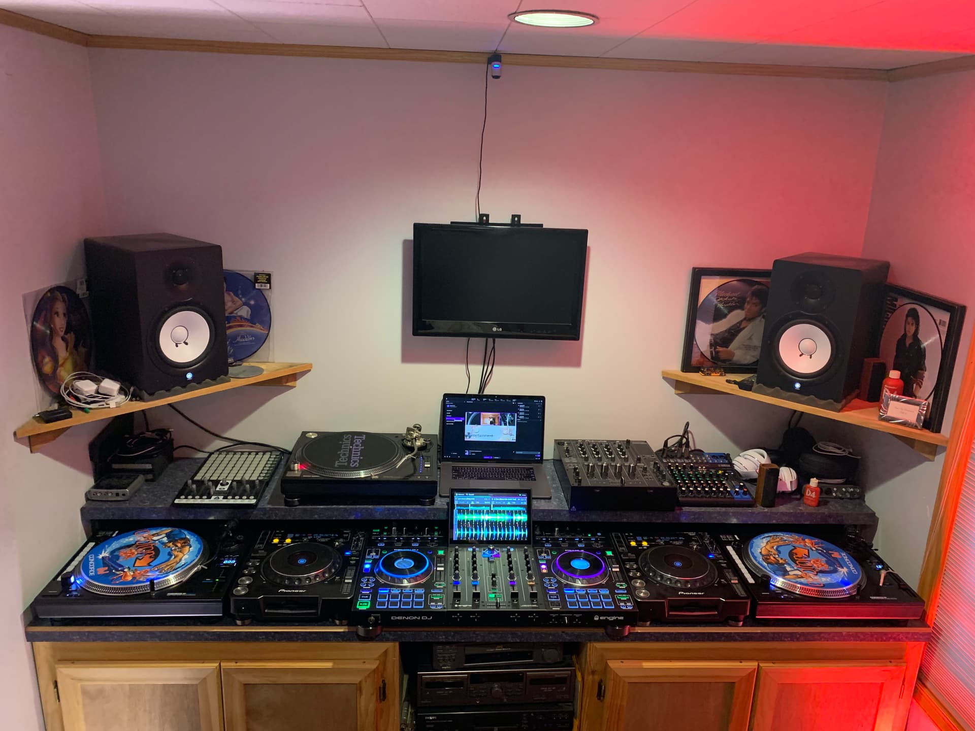 Show your home DJ booth - DJ Lounge - Engine DJ Community